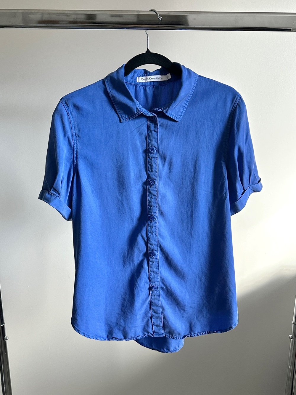 Calvin Klein Jeans Tencel Short Sleeve Button Down Shirt Royal Blue Womens M